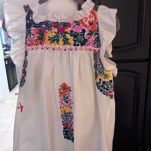 Mi Golondrina Floral Embroidered Women's Top - new!